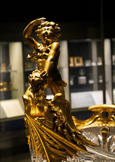 CMOG Glass Ship Closeup